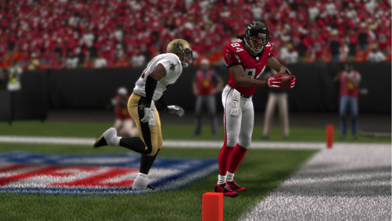 Illustration for article titled Madden NFL 12 Covers Game Reviewers' Spread